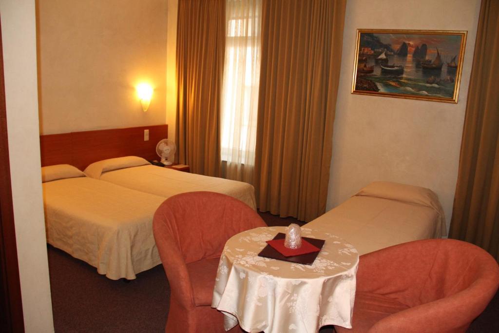 Auberge Gaglioti Luxemburgo Habitación foto